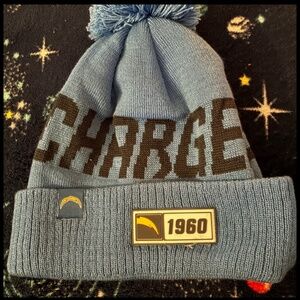 NWT New Era NFL Official Merchandise LA Chargers 1960 Blue Pom beanie